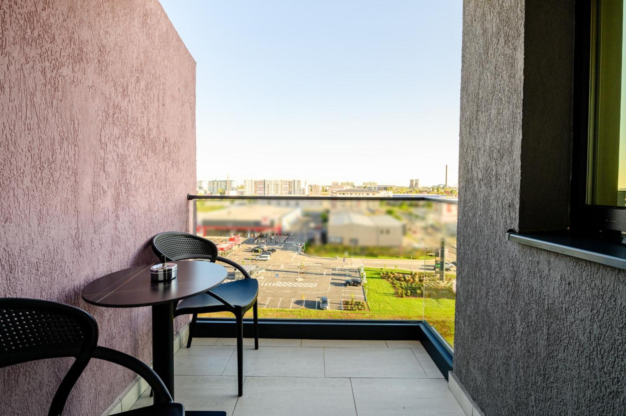 Elitte Inn & Suites Rosu Екстер'єр фото
