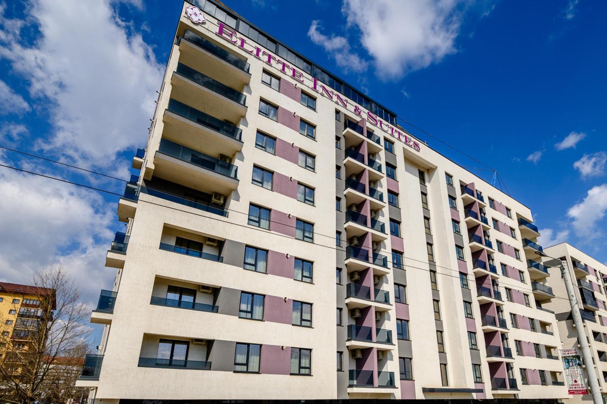 Elitte Inn & Suites Rosu Екстер'єр фото